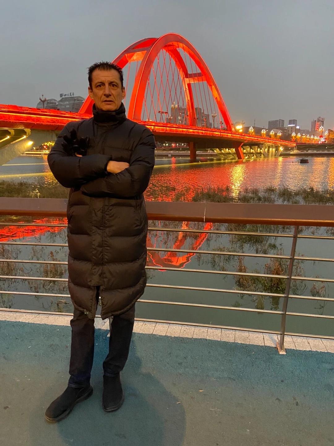 台不断突破, 了一条差异